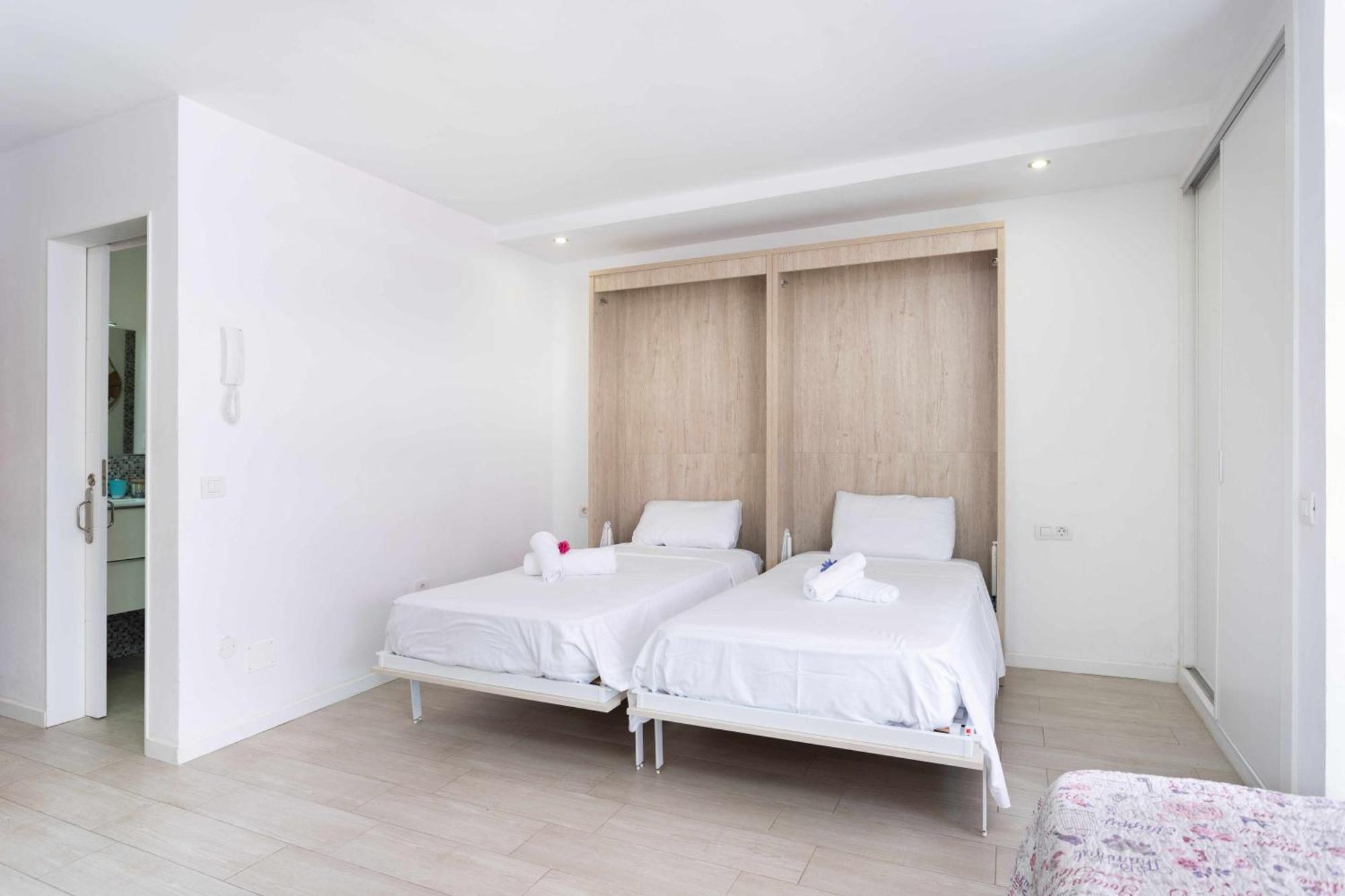 Estudio Oceano Indico Con Piscina Y Mar Y Vistas Lägenhet Santa Cruz de Tenerife Exteriör bild